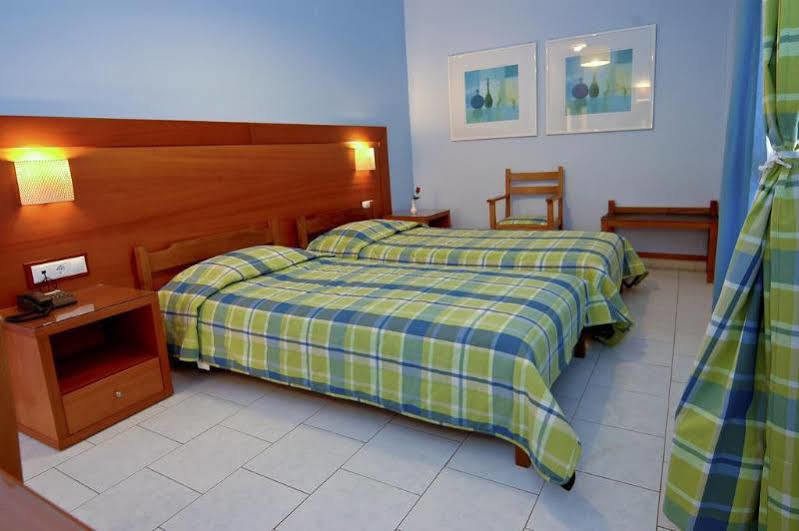 Hotel Navarone Petrochori  ภายนอก รูปภาพ